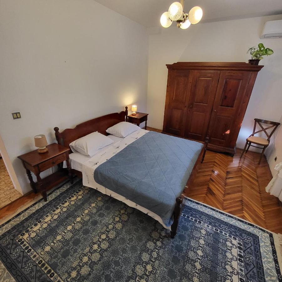 Studio Apartman Meljine Exterior foto